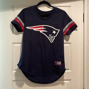 Women's NE Patriots Jersey/Shirt Size medium